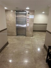 1800 Sans Souci Blvd in Miami, FL - Building Photo - Building Photo
