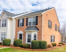 18506 Oakhurst Blvd in Cornelius, NC - Building Photo