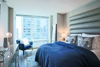 340 E Ohio St in Chicago, IL - Foto de edificio - Building Photo