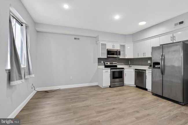 523 N 11th St in Philadelphia, PA - Building Photo - Building Photo