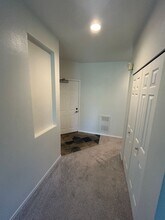 14120 SE 171st Way in Renton, WA - Foto de edificio - Building Photo