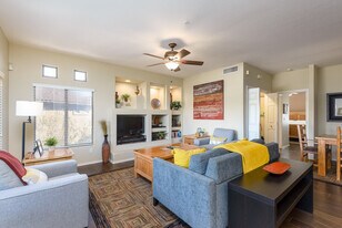 9220 E Raintree Dr in Scottsdale, AZ - Building Photo