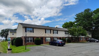 36 Duiguid Dr in Lynchburg, VA - Building Photo