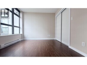 8120 Lansdowne Rd in Richmond, BC - Building Photo - Building Photo