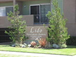 Lido Apartments - 3130 Bagley Ave in Los Angeles, CA - Foto de edificio - Building Photo