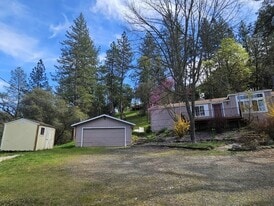 10513 Katy Ln in Grass Valley, CA - Building Photo