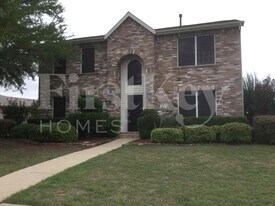 621 Stellaway Dr in Desoto, TX - Building Photo