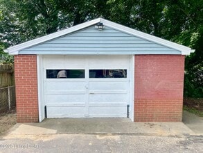 4800 Libby Ln in Louisville, KY - Building Photo - Building Photo