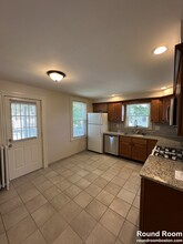 93 Hobart St, Unit 2 in Boston, MA - Building Photo - Building Photo