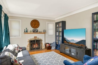 4036 Reservoir Blvd in Minneapolis, MN - Building Photo - Building Photo