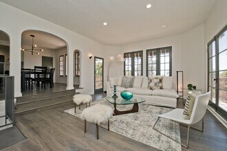 6681 Emmet Ter, Unit B in Los Angeles, CA - Building Photo - Building Photo