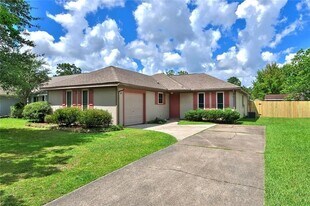 66 Cypress Meadow Loop, Unit 1823 in Slidell, LA - Building Photo