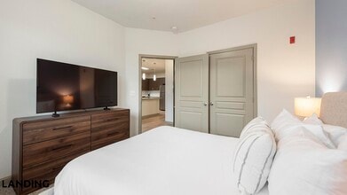 10051 Perimeter Station Dr, Unit 2-103 in Charlotte, NC - Building Photo - Building Photo