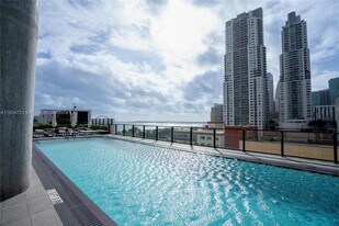 398 NE 5th St, Unit 1617 in Miami, FL - Building Photo