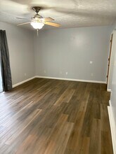 1112 1/2 Hocking Rd in Belpre, OH - Building Photo - Building Photo