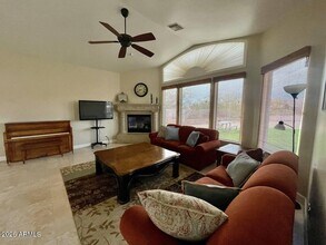 12198 E Doubletree Ranch Rd in Scottsdale, AZ - Building Photo - Building Photo