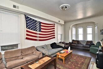 1707 W Montgomery Ave in Philadelphia, PA - Building Photo - Building Photo