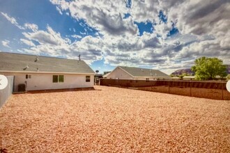 221 E 650 S in Kanab, UT - Building Photo - Building Photo