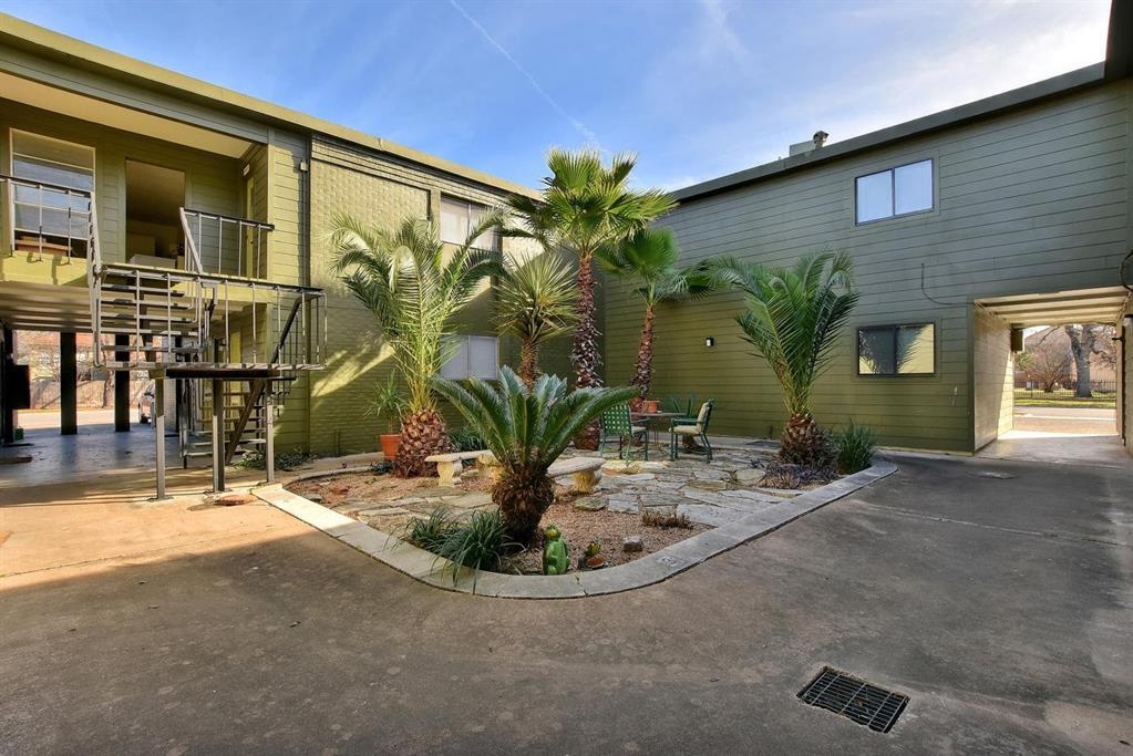 303 W 40th St in Austin, TX - Building Photo