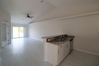 117 Cultural Park Blvd in Cape Coral, FL - Building Photo - Building Photo