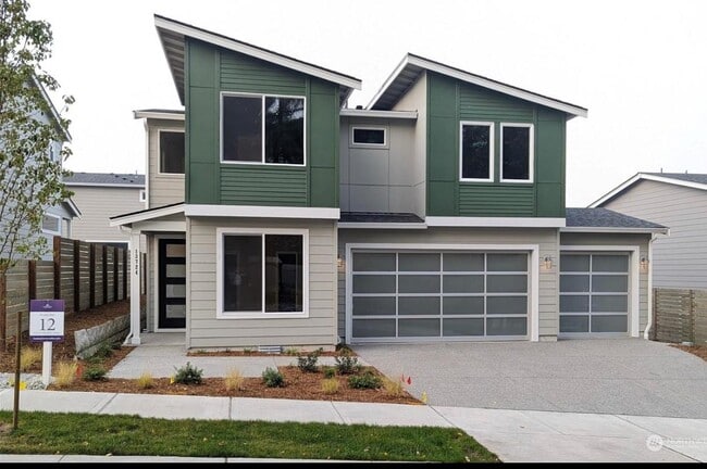 property at 13724 NE 97th St
