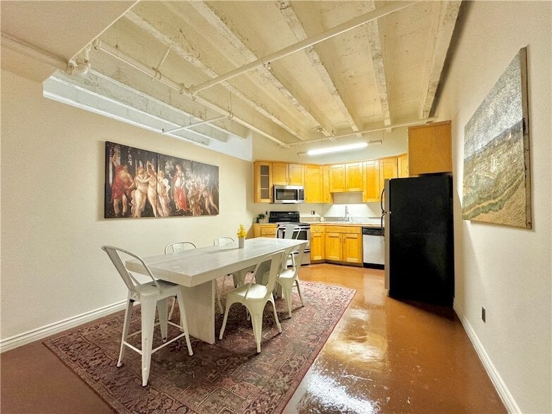 312 W 5th St, Unit 1009 in Los Angeles, CA - Building Photo