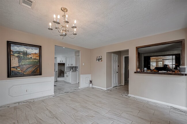 property at 811 Loire Ln