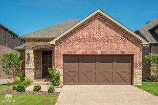 3313 King Yon Wy in Lewisville, TX - Building Photo