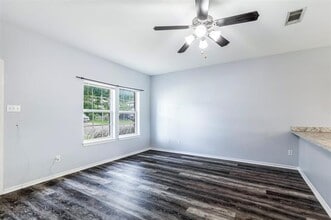 3025 Ronay Dr in Forest Hill, TX - Building Photo - Building Photo