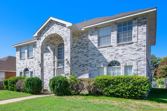 property at 6917 Club Creek Dr