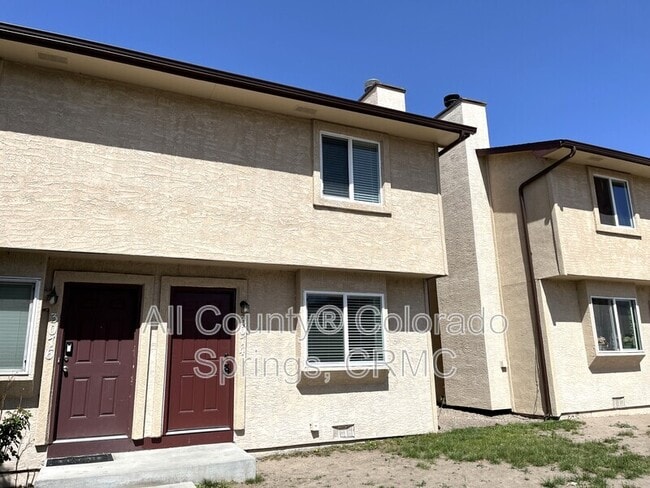 3074 Starlight Cir in Colorado Springs, CO - Building Photo - Building Photo