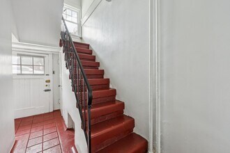 195 Riveredge Rd in Tenafly, NJ - Building Photo - Building Photo