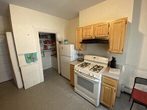 140 Calumet St, Unit 2 in Boston, MA - Building Photo - Building Photo