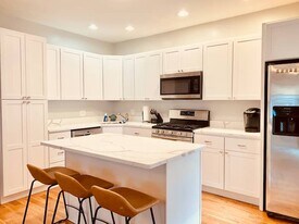 81 Sydney St, Unit 1 in Boston, MA - Building Photo