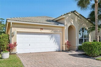 3796 NW Deer Oak Dr in Jensen Beach, FL - Building Photo - Building Photo