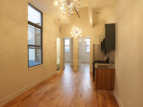 372 Kosciuszko St in Brooklyn, NY - Building Photo - Building Photo