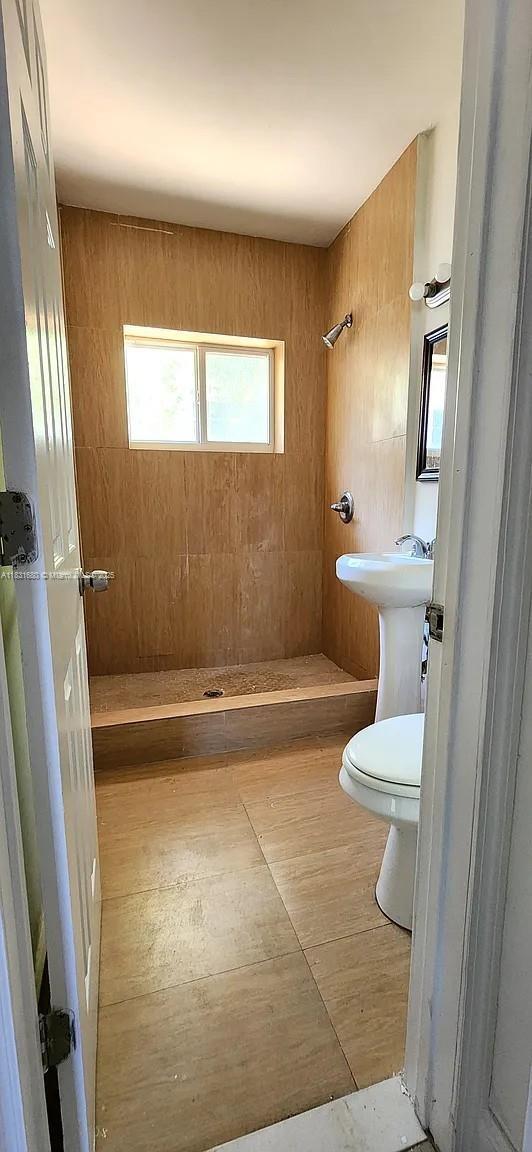 2 NE 63rd St in Miami, FL - Building Photo - Building Photo