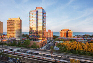 5252 in Chicago, IL - Foto de edificio - Building Photo