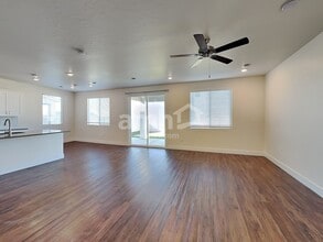 4101 Keklik Ave in Meridian, ID - Foto de edificio - Building Photo