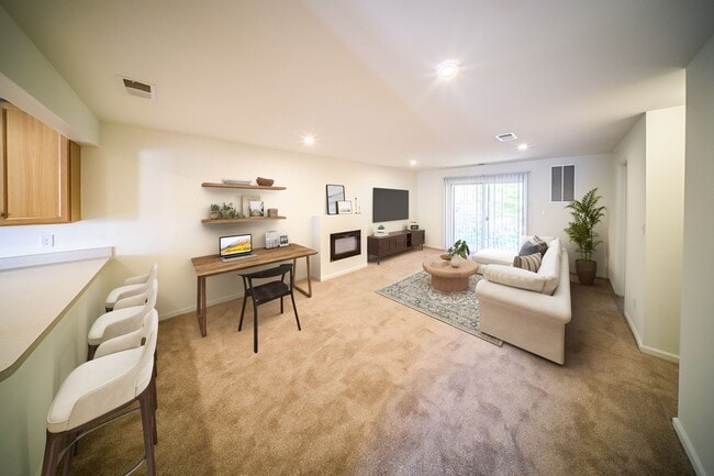 West Creek Village in Elkton, MD - Building Photo - Building Photo