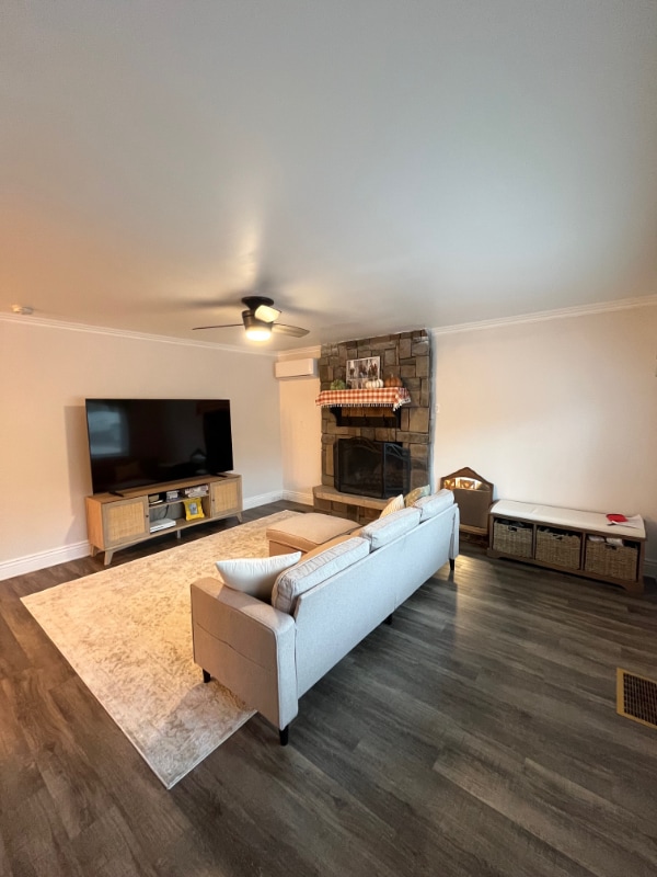 165 N 400 E in Springville, UT - Building Photo - Building Photo