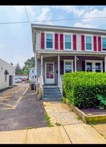 29 W Lincoln Hwy in Penndel, PA - Building Photo