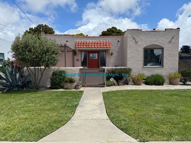 property at 66 Roosevelt St