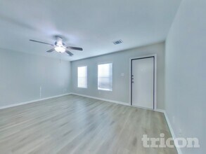 15676 Del Norte Dr in Conroe, TX - Building Photo - Building Photo