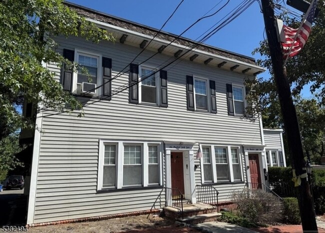 644 Oradell Ave
