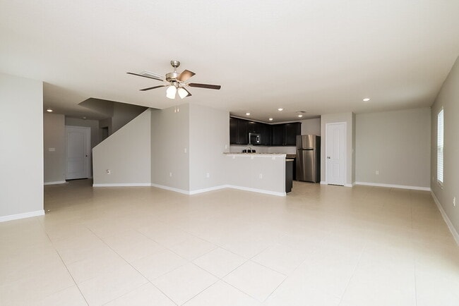 8548 Silverbell Loop in Brooksville, FL - Foto de edificio - Building Photo