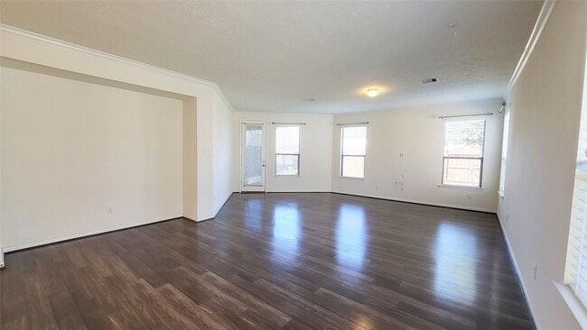 4443 Ashberry Pine Ln