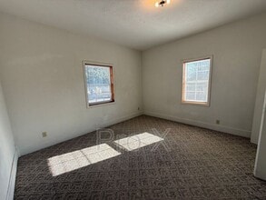 102 S Connor Ave in Joplin, MO - Building Photo - Building Photo