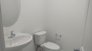 6064 Sunscape Wy in Roseville, CA - Building Photo - Building Photo