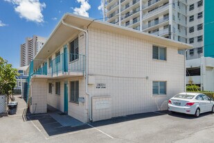 2823 Olokele Ave in Honolulu, HI - Building Photo